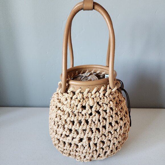 Cult Gia Woven Tote "NEW" - Picture 9 of 16